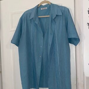 Cubavera embroidered Light Blue Short Sleeve Button-Up Shirt
